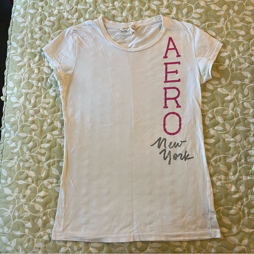 Aeropostale large white tee with pink Aero text